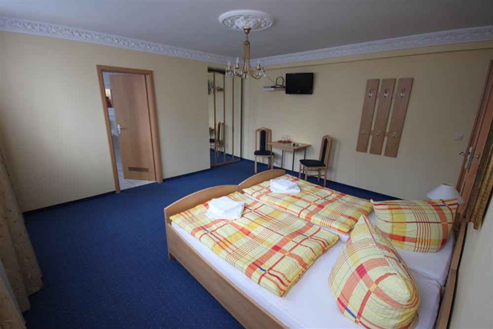 Am Waldschloesschen Guest house 2*