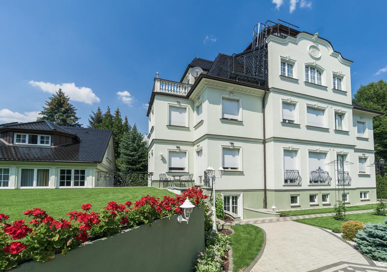 Am Waldschloesschen Guest house